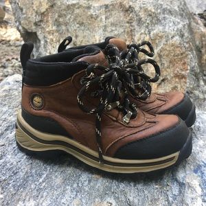 Kids Timberland Hiking boots size 9